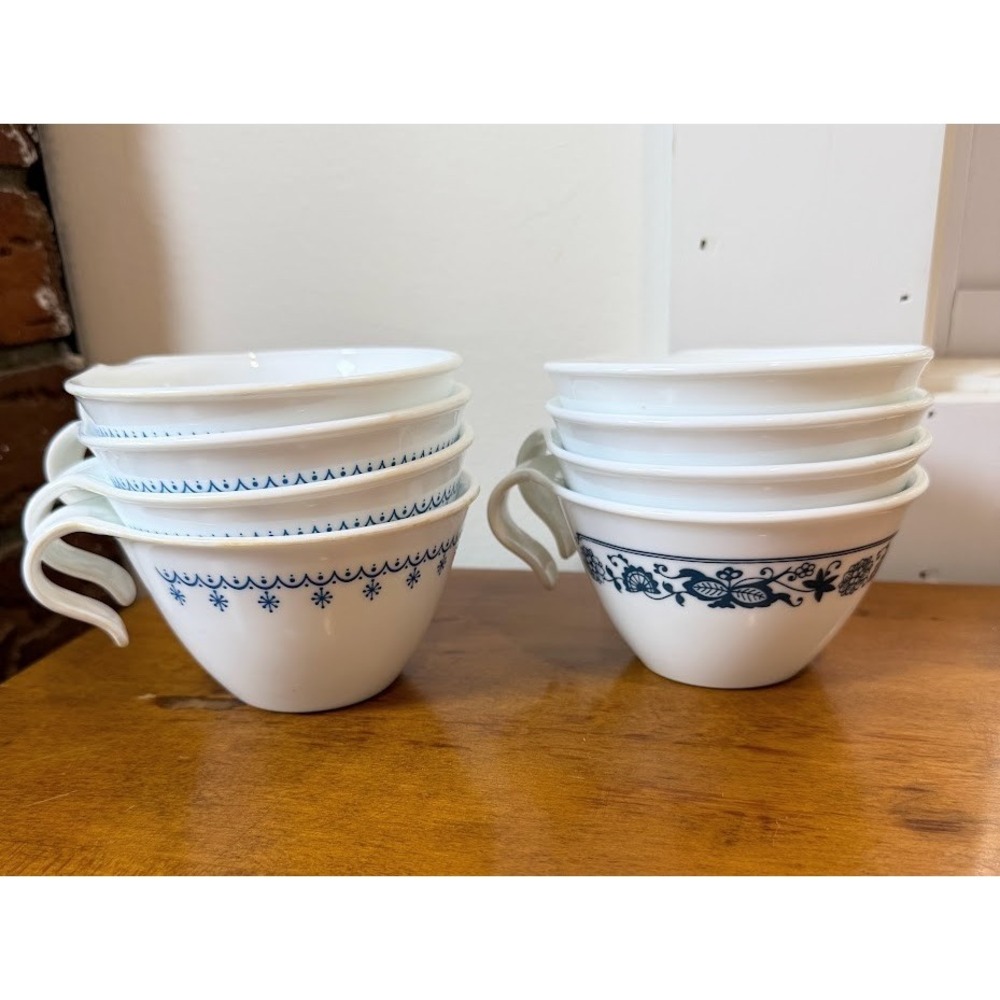 8 Corelle Livingware Corning Old Town Blue & Snowflake Blue Hook Handle Cups
